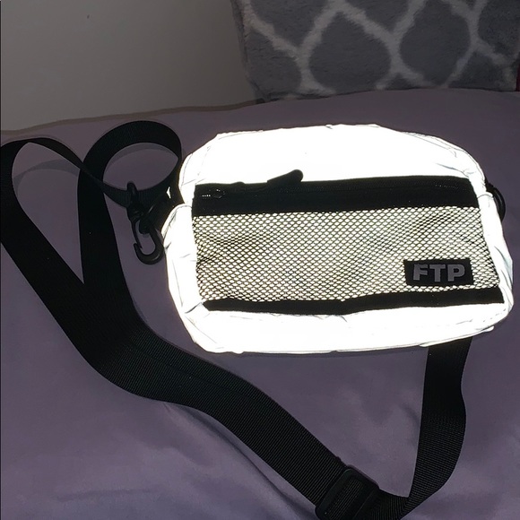 Ftp reflective side bag Clearance